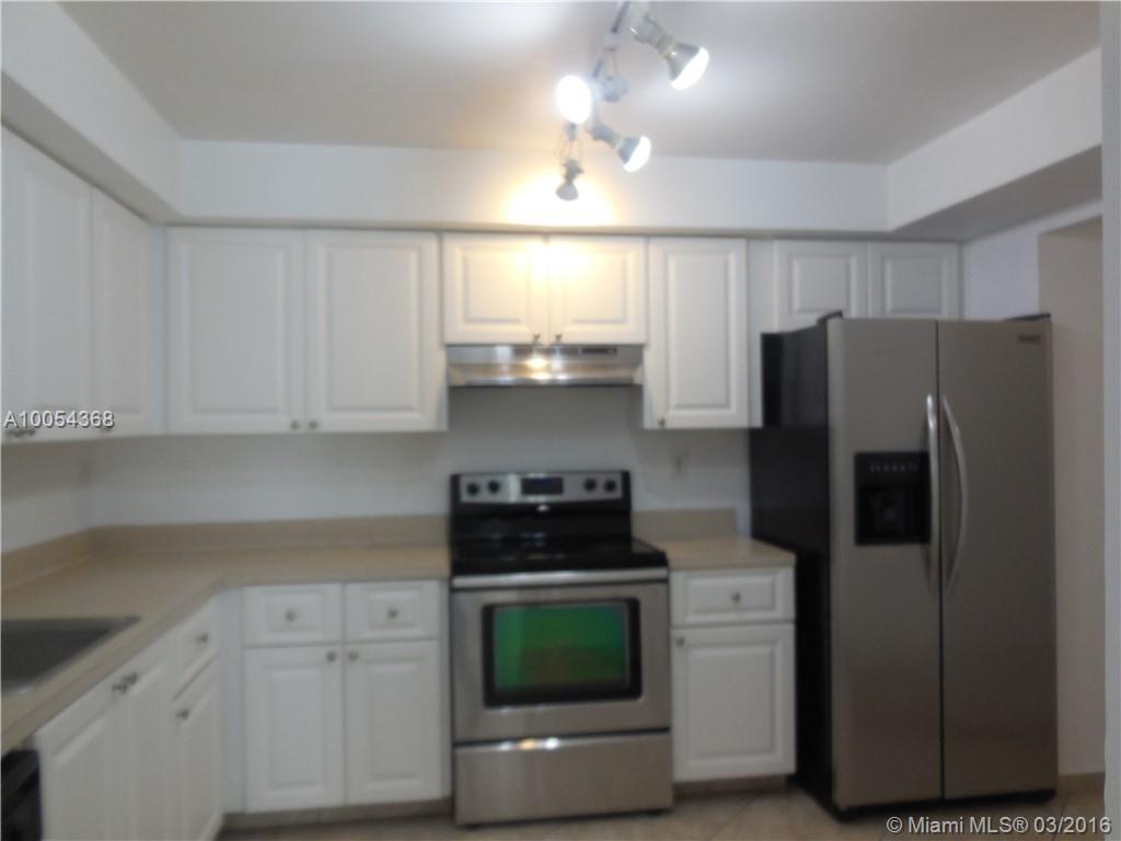 721 North Pine Island Road, Unit 416 Plantation, FL 33324 - Photo 6 of 18