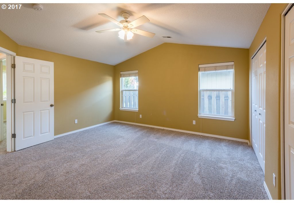 12014 Rees Street Northeast Donald, OR 97020 - Photo 27 of 30