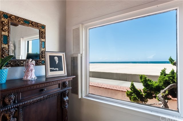 2302 The Strand Hermosa Beach, CA 90254 - Photo 17 of 29