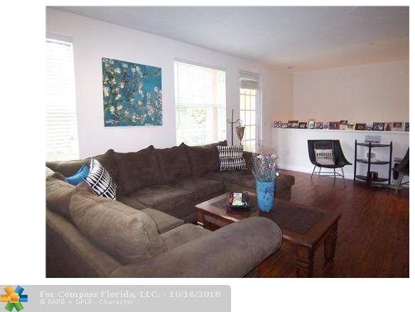 312 Southwest 14th Avenue, Unit 312 Fort Lauderdale, FL 33312 - Photo 3 of 14