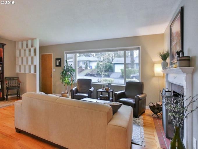 5148 Southwest Nebraska Street Portland, OR 97221 - Photo 7 of 29 Gallery Image 7