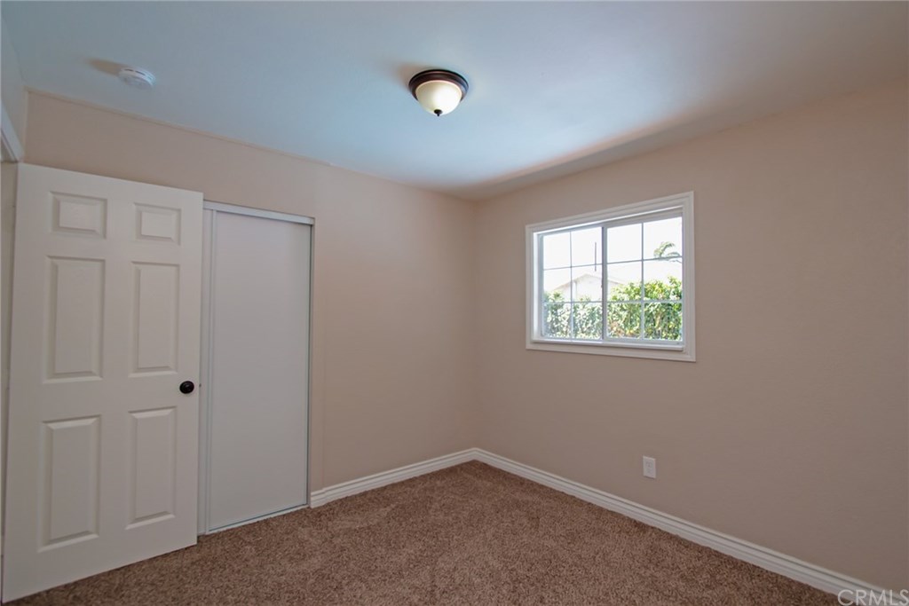 19340 Woodhill Street Rialto, CA 92376 - Photo 22 of 42