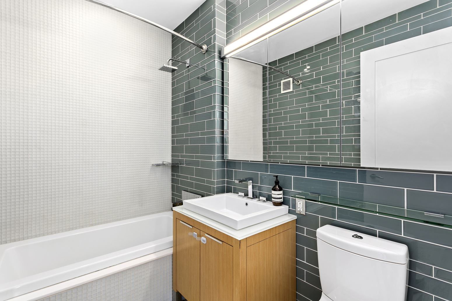 22 North 6th Street, Unit 9K Brooklyn, NY 11249 - Photo 6 of 12