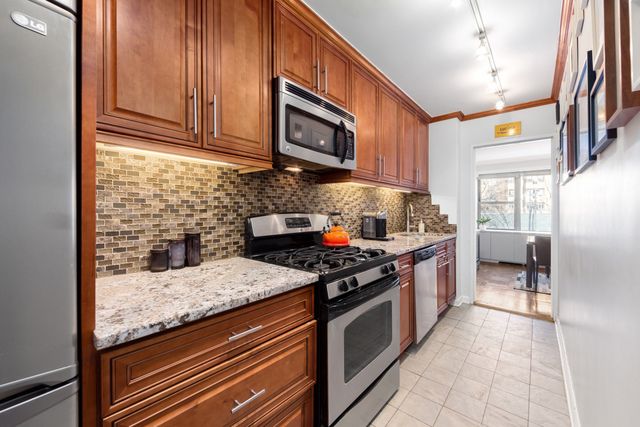 $807,500 | 420 East 55th Street, Unit 4E | Sutton Place