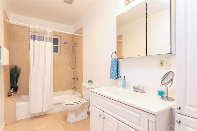 4726 West Ave L12 Lancaster, CA 93536 - Photo 14 of 34