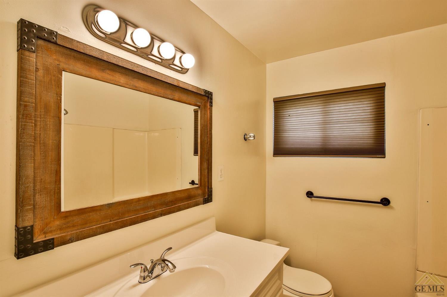 4503 Randy Avenue Bakersfield, CA 93309 - Photo 26 of 27 Gallery Image 26