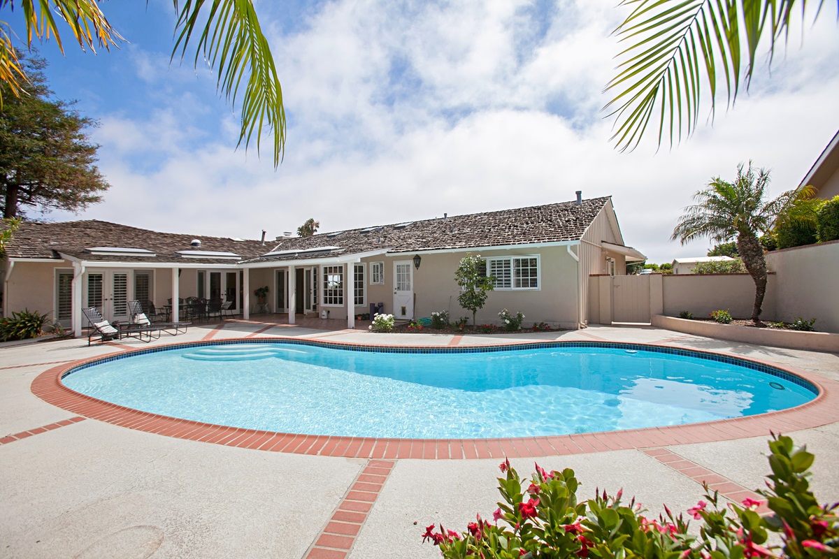 5741 Rutgers Road La Jolla, CA 92037 - Photo 2 of 22