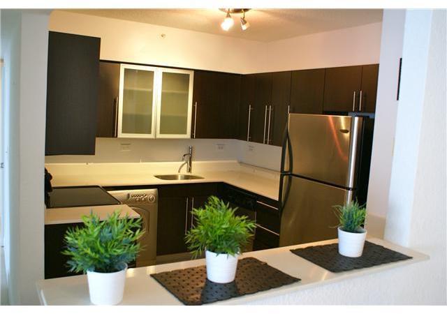 1500 Bay Road, Unit 1528S Miami Beach, FL 33139 - Photo 4 of 8