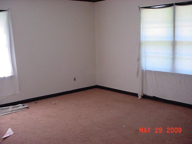 1081 Twinkletown Road Memphis, TN 38116 - Photo 9 of 12 BEDROOM