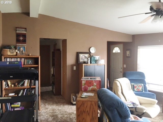 3051 Southwest River View Drive Pendleton, OR 97801 - Photo 7 of 19 Gallery Image 7