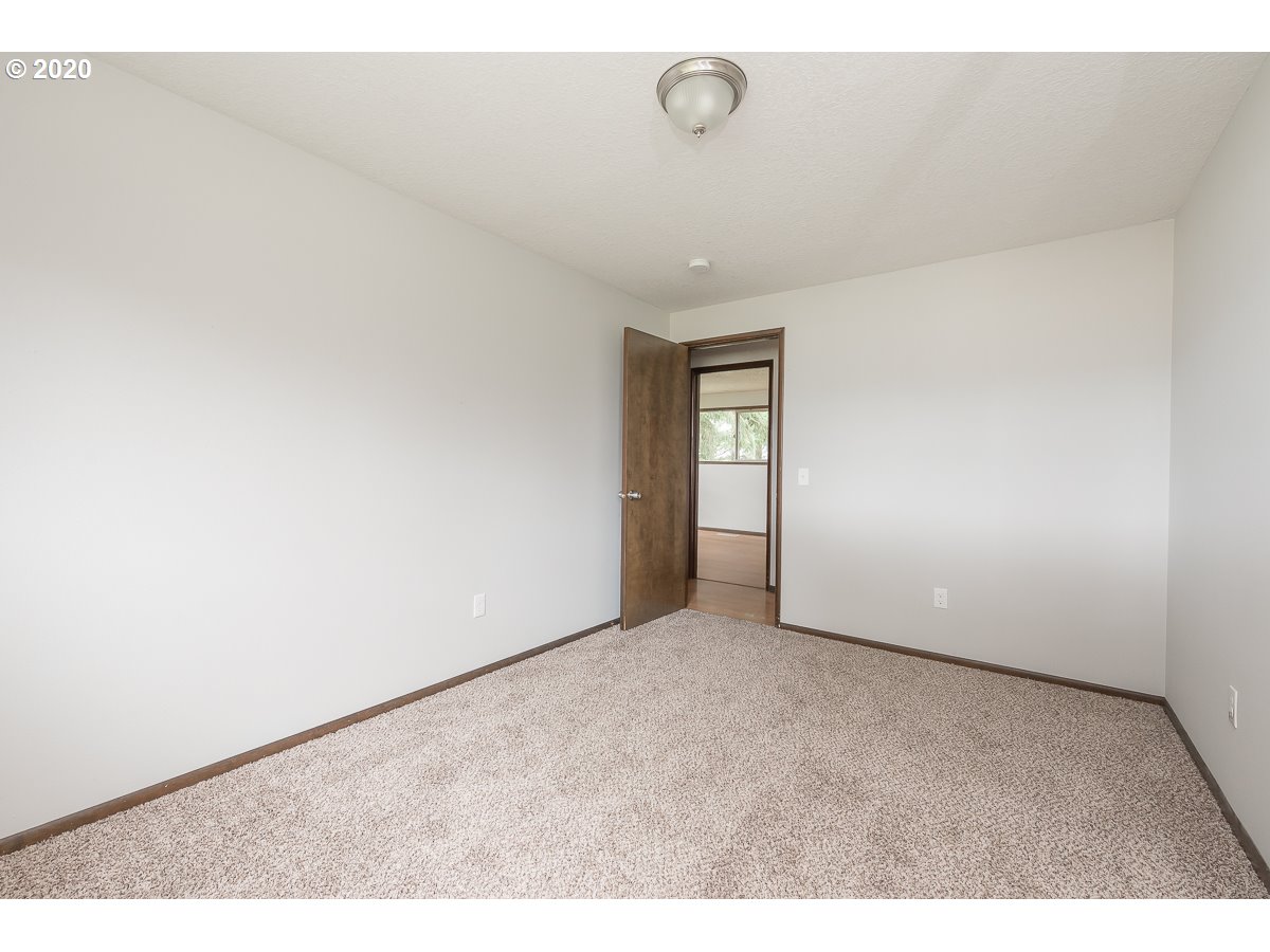 49001 Southwest Patton Valley Road Gaston, OR 97119 - Photo 17 of 32