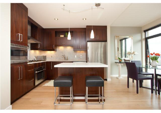 2351 Northwest Westover Road, Unit 402 Portland, OR 97210 - Photo 7 of 15 Gallery Image 7
