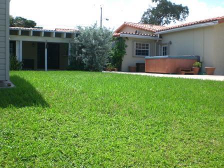 1335 Southwest 99th Court Miami, FL 33174 - Photo 13 of 14
