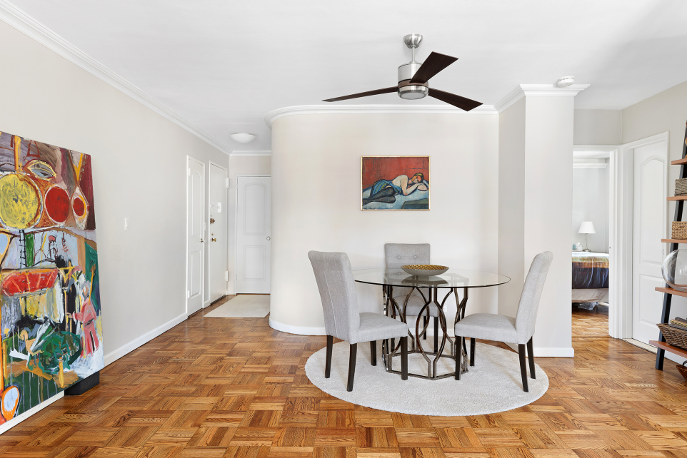 101 West 12th Street, Unit 7W Manhattan, NY 10011 - Photo 4 of 10