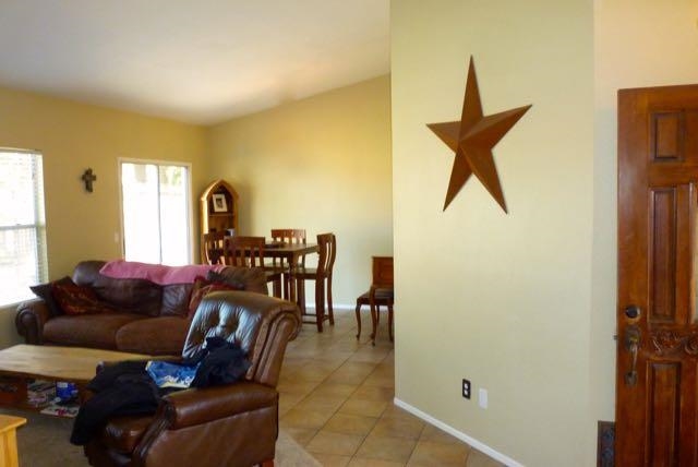 1402 Henshaw Road Oceanside, CA 92056 - Photo 7 of 25 Gallery Image 7