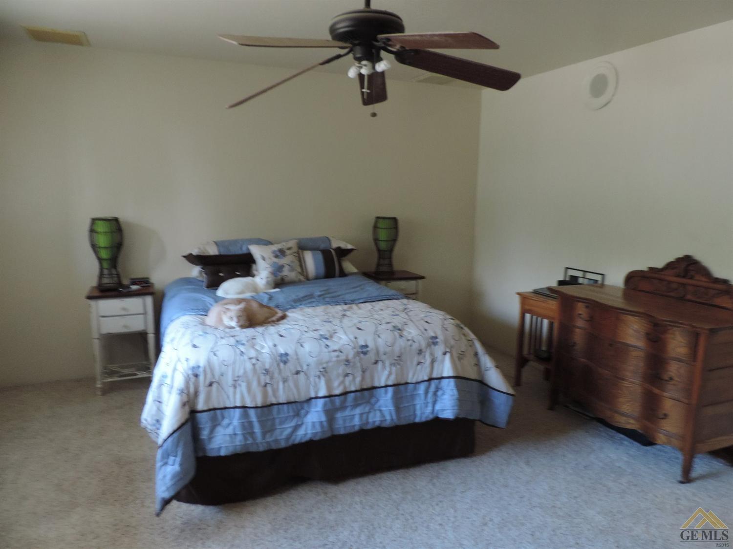 340 Pacheco Road Bakersfield, CA 93307 - Photo 11 of 24 Gallery Image 11