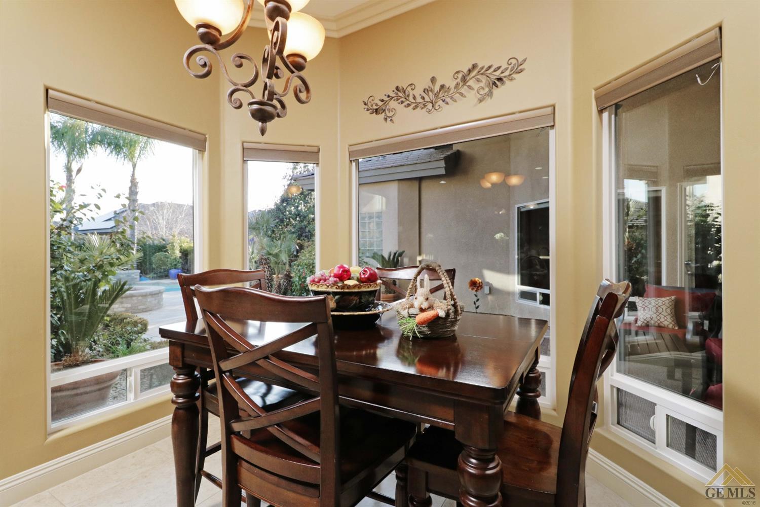 13409 Michaelangelo Drive Bakersfield, CA 93314 - Photo 19 of 40