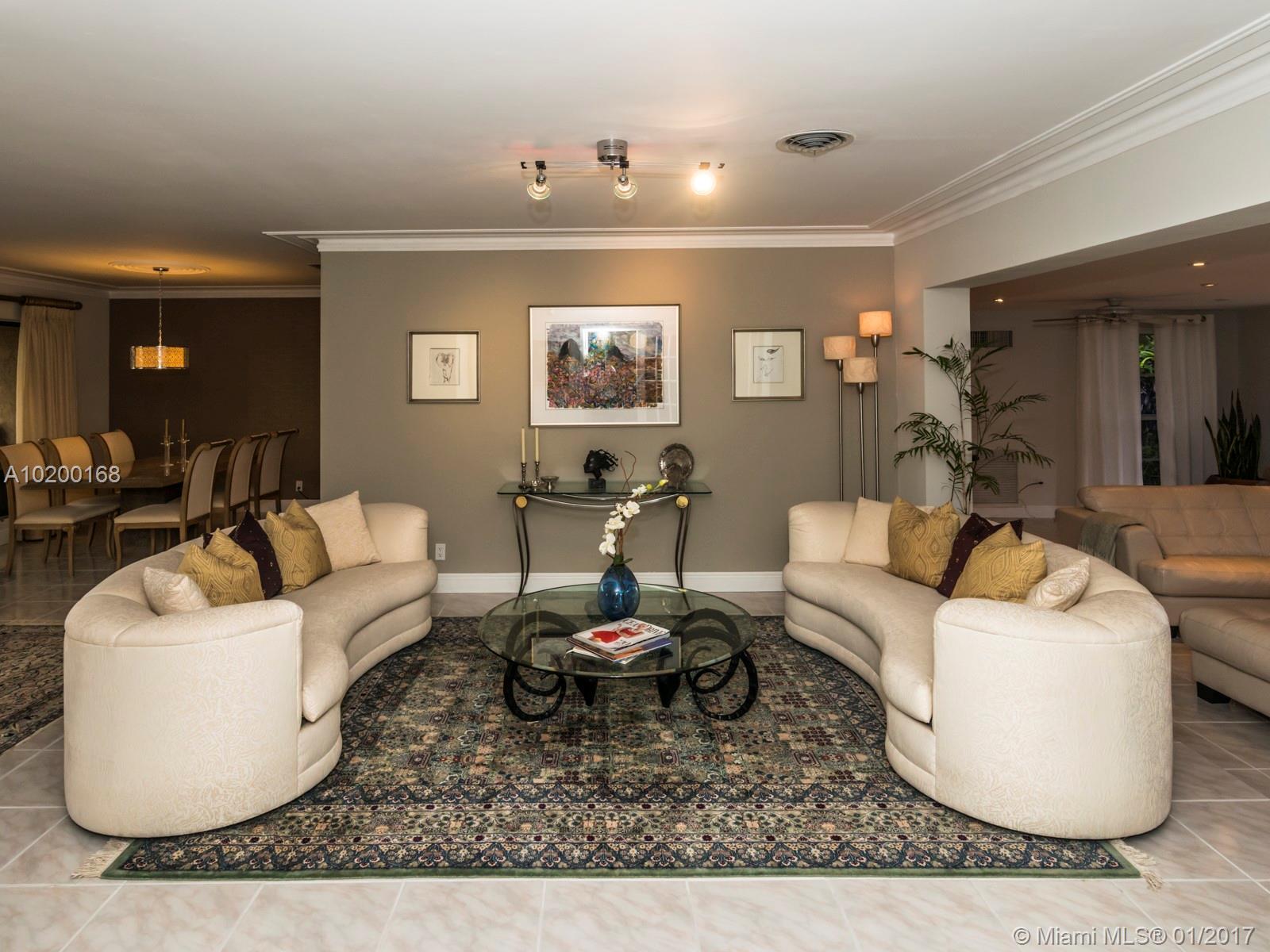 4240 Northeast 22nd Avenue Lighthouse Point, FL 33064 - Photo 4 of 35