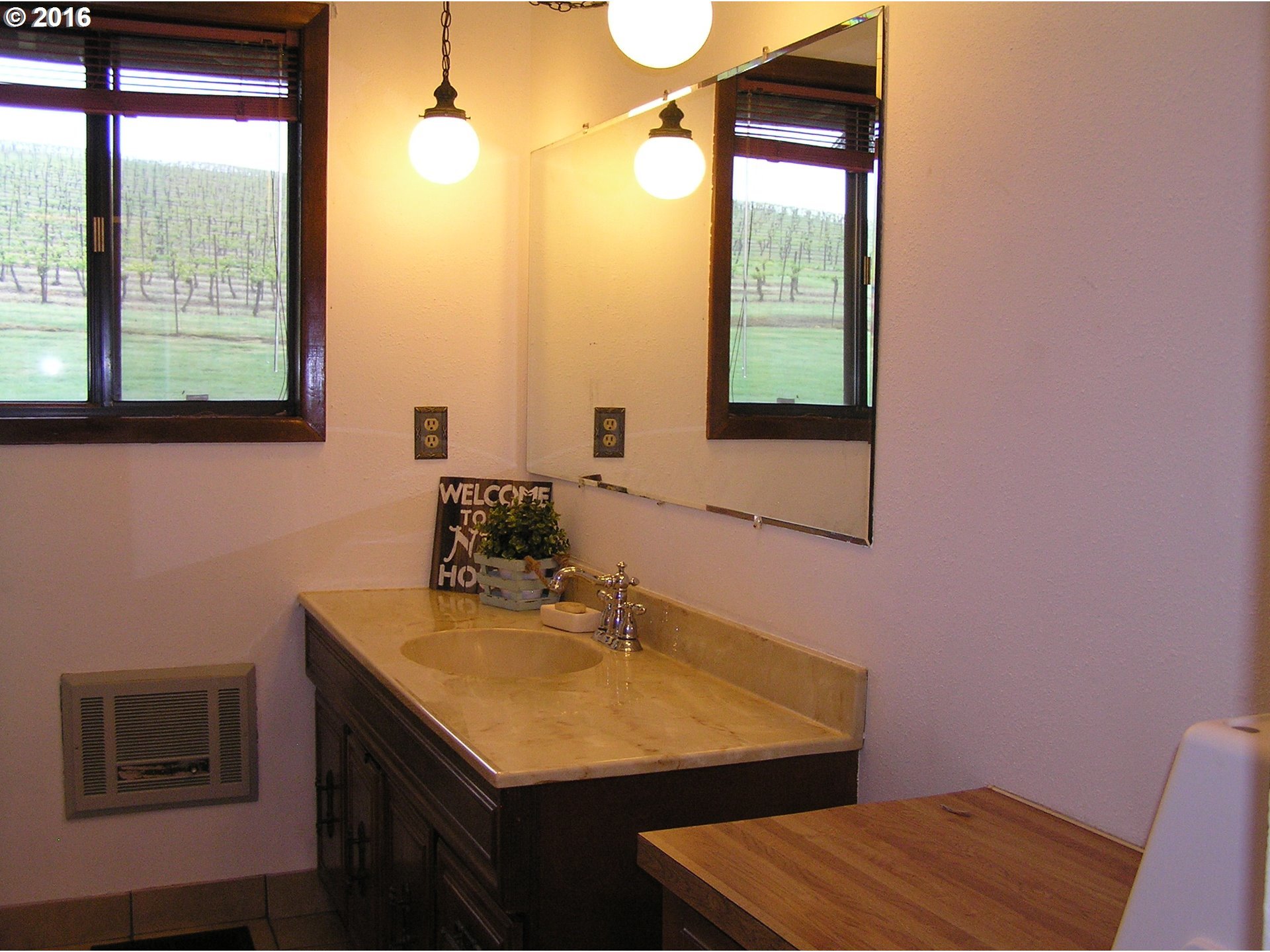 7806 Sunnyside Road Southeast Salem, OR 97306 - Photo 20 of 31 Gallery Image 20