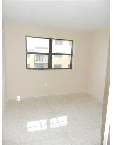 15620 Southwest 80th Street, Unit H205 Miami, FL 33193 - Photo 11 of 17