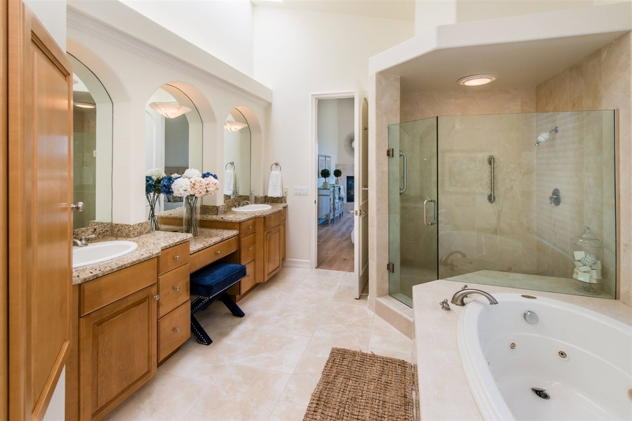 7558 Navigator Circle Carlsbad, CA 92011 - Photo 10 of 16