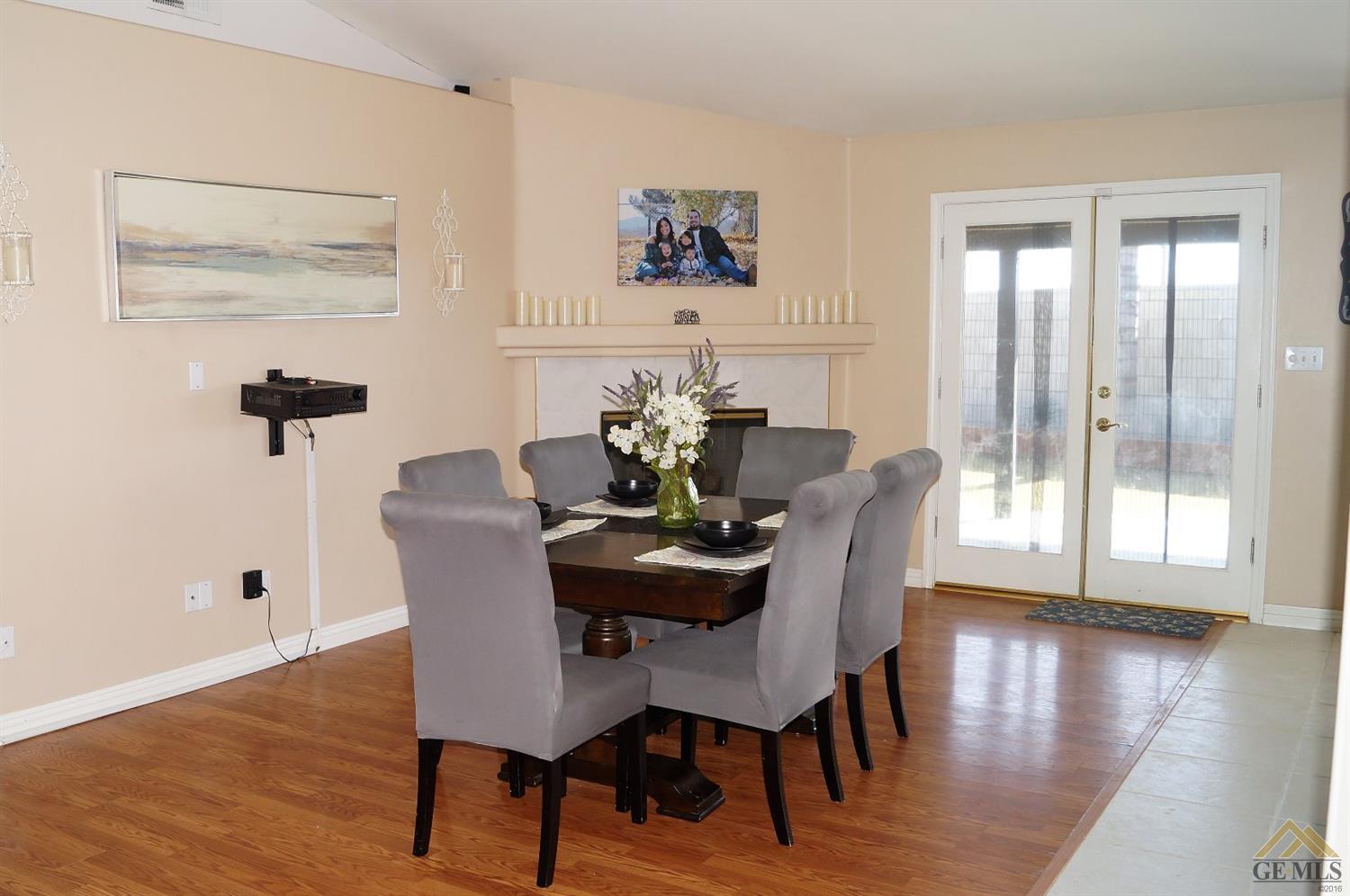 5407 Spring Flower Way Bakersfield, CA 93313 - Photo 8 of 21