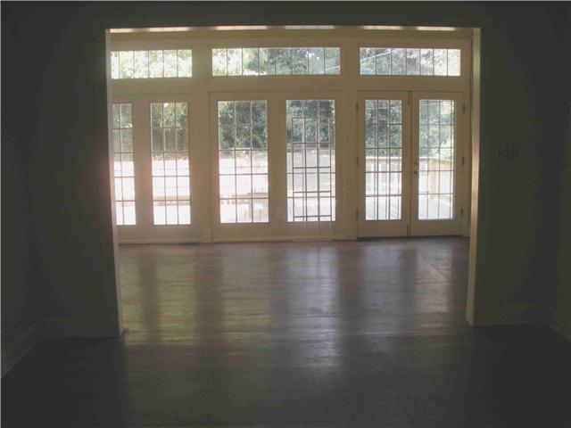 135 South Rose Road Memphis, TN 38117 - Photo 6 of 12