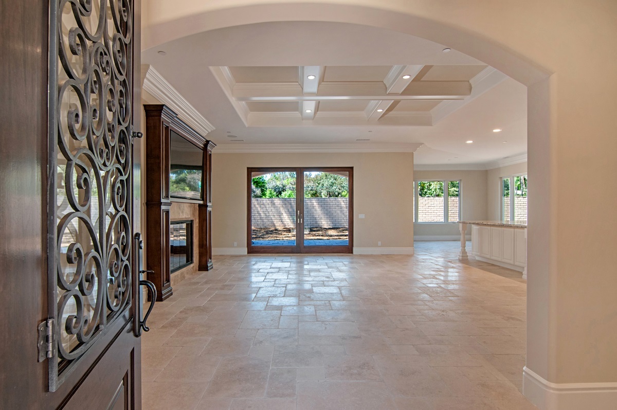 16771 Martincoit Road Poway, CA 92064 - Photo 3 of 18
