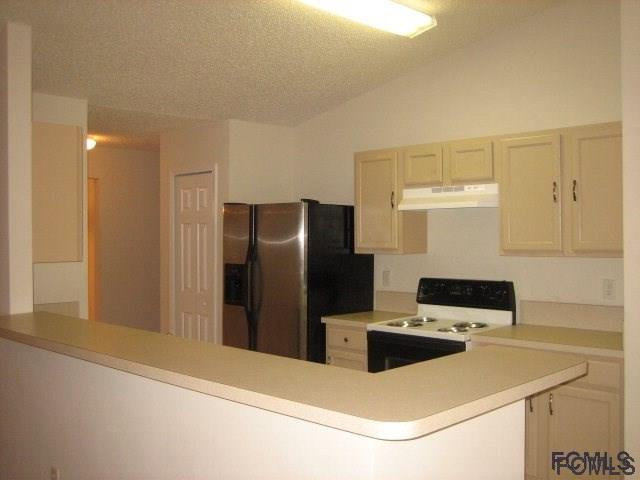 19 Pershing Lane Palm Coast, FL 32164 - Photo 2 of 4