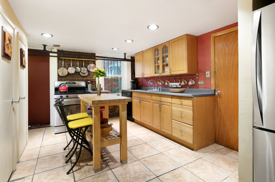 233 14th Street Brooklyn, NY 11215 - Photo 12 of 15