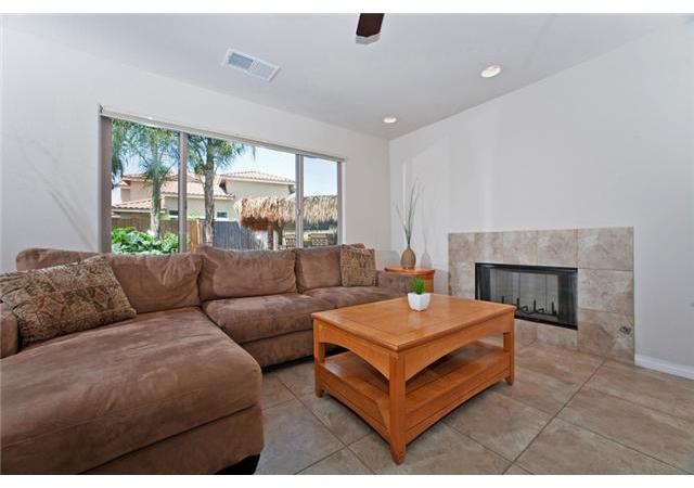 9514 Paseo De Los Castillos Santee, CA 92071 - Photo 10 of 25