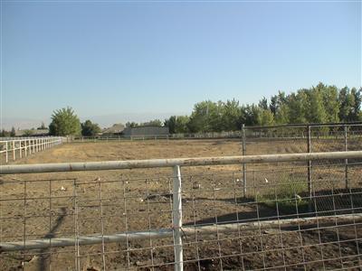 7145 Lindsay Road Bakersfield, CA 93313 - Photo 13 of 16 Gallery Image 13