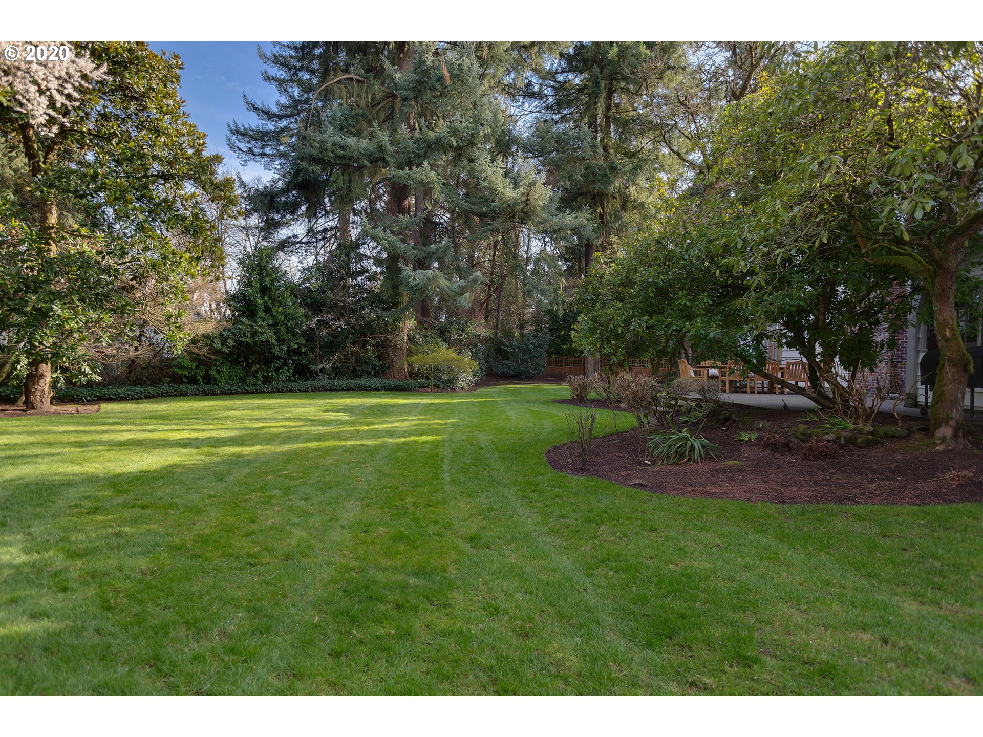 2305 South Greenwood Road Portland, OR 97219 - Photo 2 of 30 Gallery Image 2