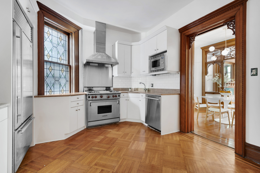 207 Park Place, Unit 3E Brooklyn, NY 11238 - Photo 4 of 11