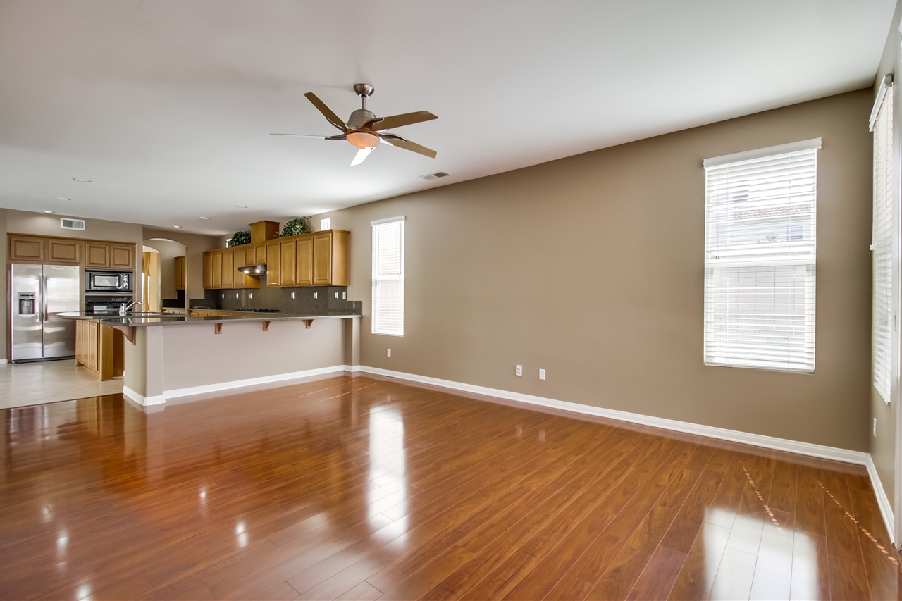 1085 Eagle Ridge Place Chula Vista, CA 91913 - Photo 6 of 25 Gallery Image 6