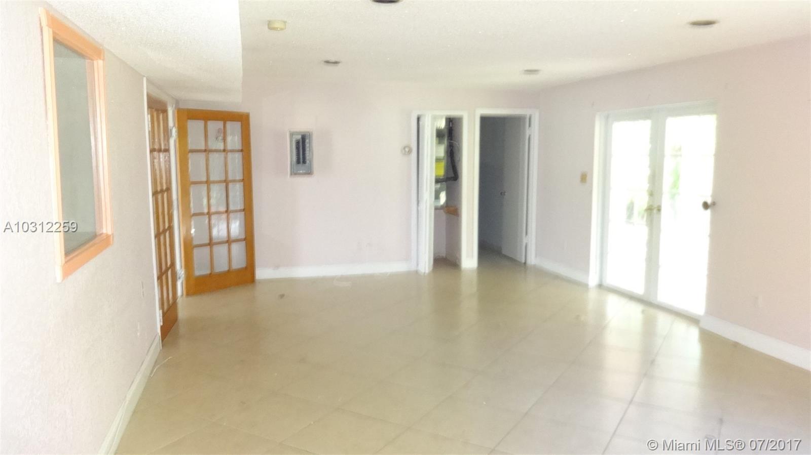 1725 West 65th Street Hialeah, FL 33014 - Photo 3 of 10
