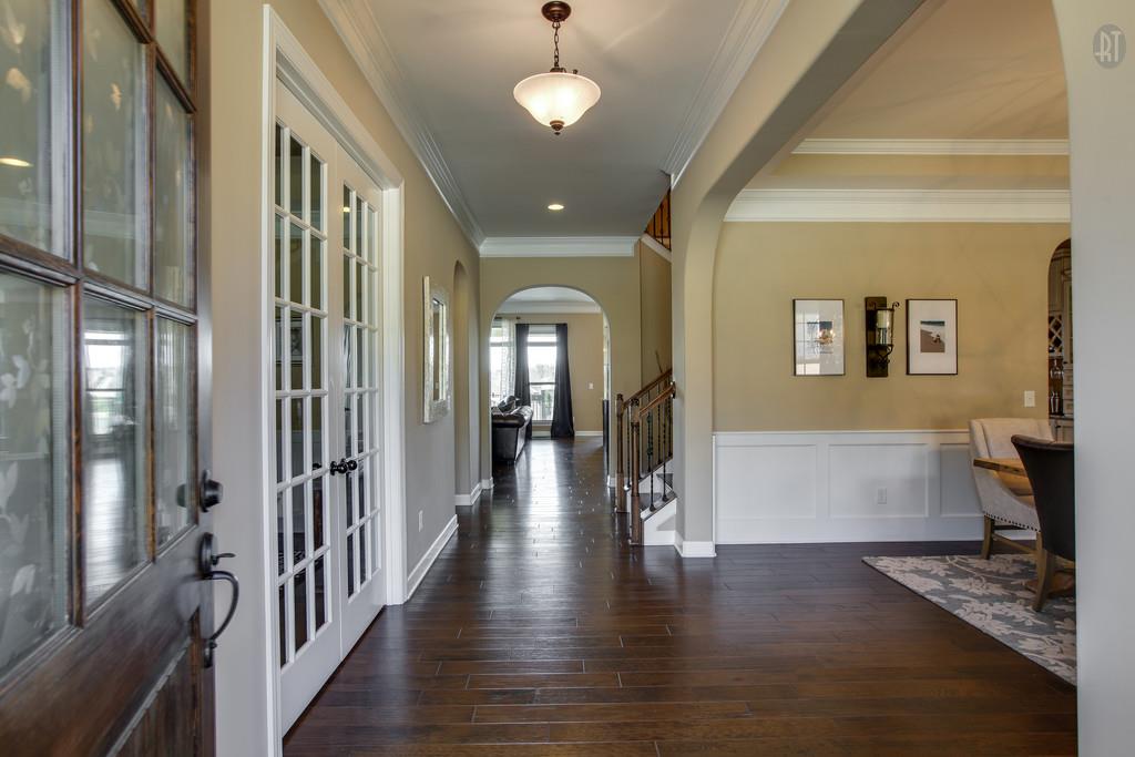 3124 Herbert Drive Franklin, TN 37067 - Photo 5 of 45 Bright open entry