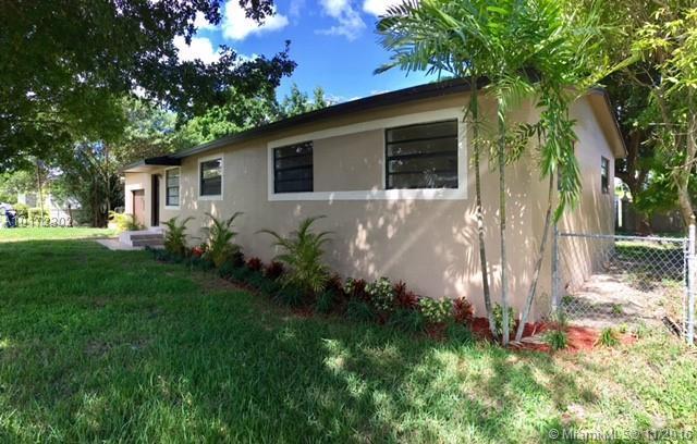 10801 Perry Drive Miami, FL 33176 - Photo 2 of 12