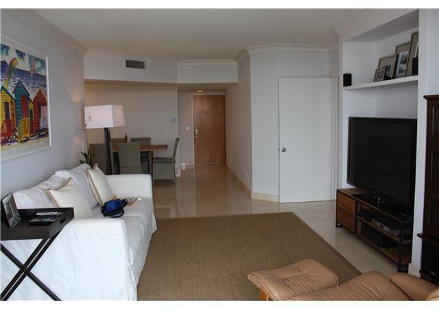 The Waterways Aventura, FL 33180 - Photo 7 of 25