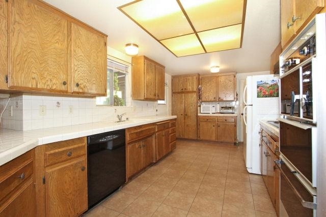 1741 Green Canyon Road Fallbrook, CA 92028 - Photo 7 of 24