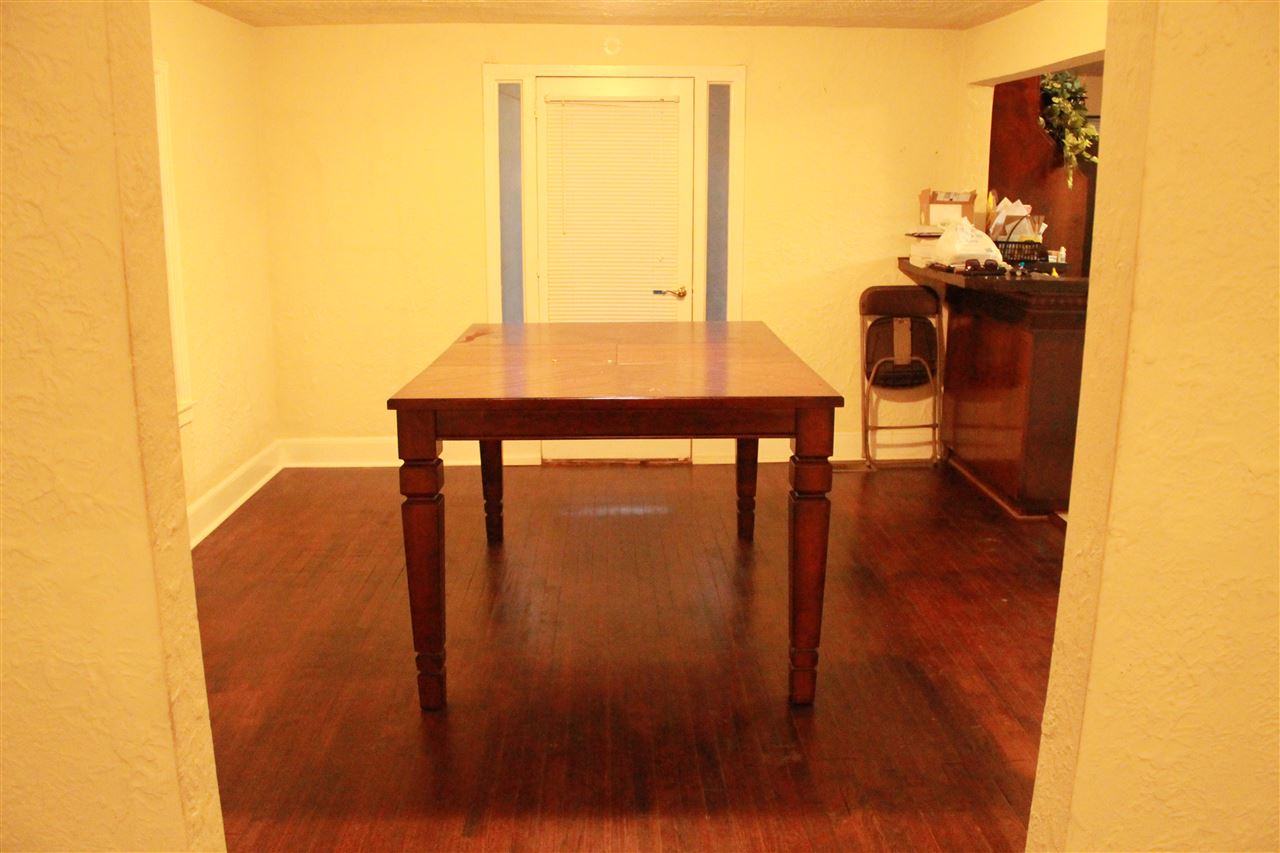 987 Colgate Road Memphis, TN 38106 - Photo 2 of 18