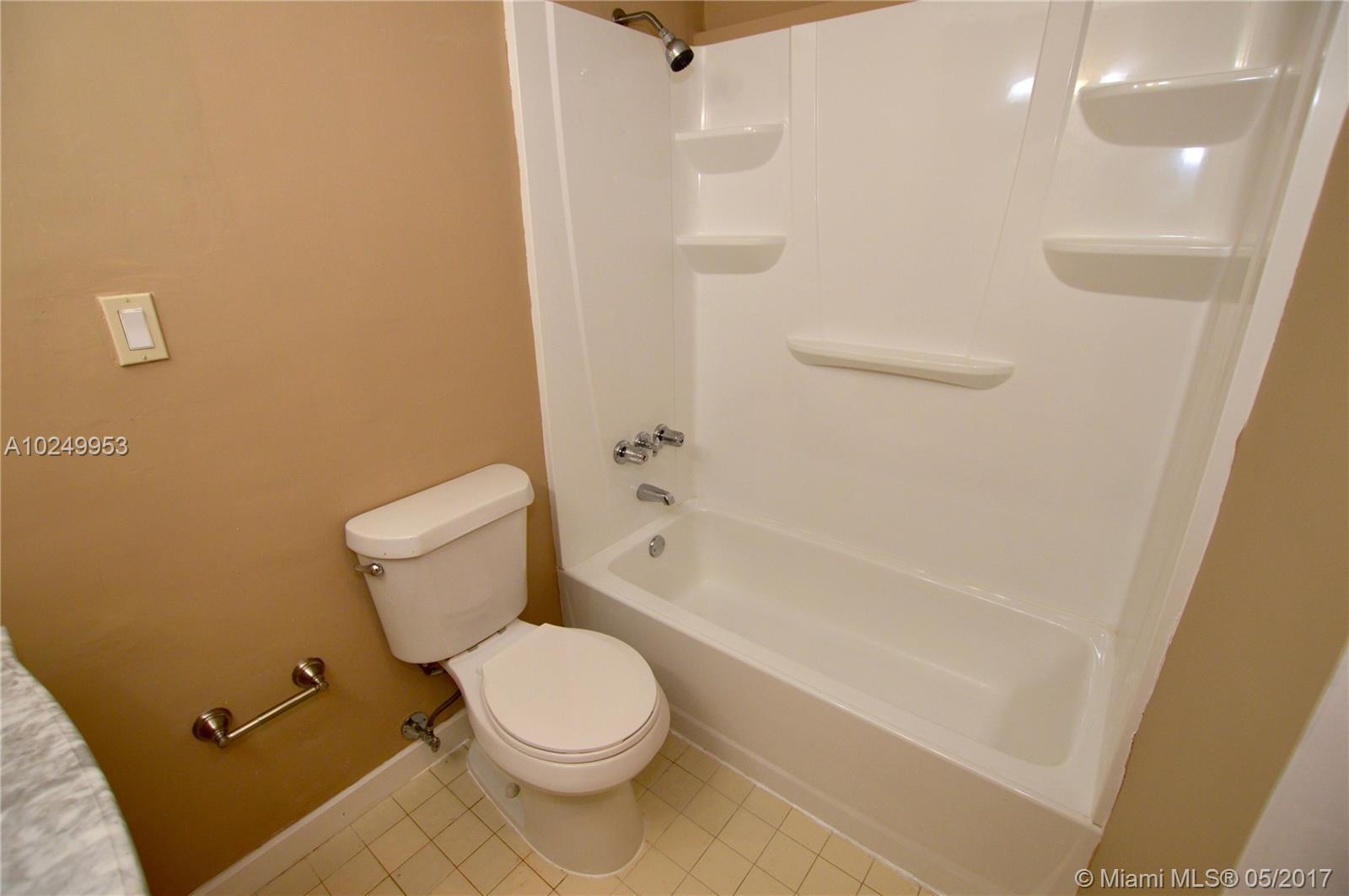 6912 Holly Road, Unit 6912 Miami Lakes, FL 33014 - Photo 16 of 20 Gallery Image 16