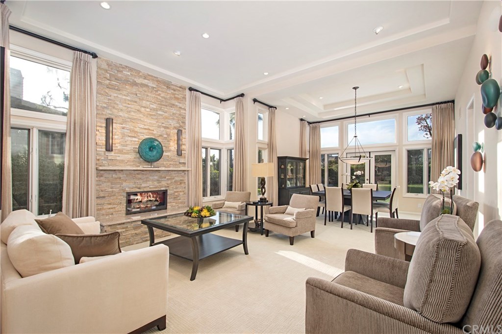 23 Emerald Glen Laguna Niguel, CA 92677 - Photo 7 of 56 Living/Dining