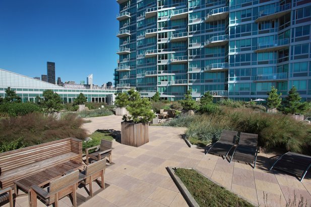 46-30 Center Boulevard, Unit 512 Queens, NY 11109 - Photo 33 of 35