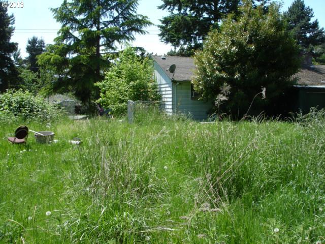 17985 Southwest Kinnaman Road Beaverton, OR 97078 - Photo 9 of 14 Gallery Image 9