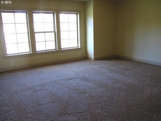 17402 Southwest Parrett Mountain Road Sherwood, OR 97140 - Photo 9 of 16 Gallery Image 9