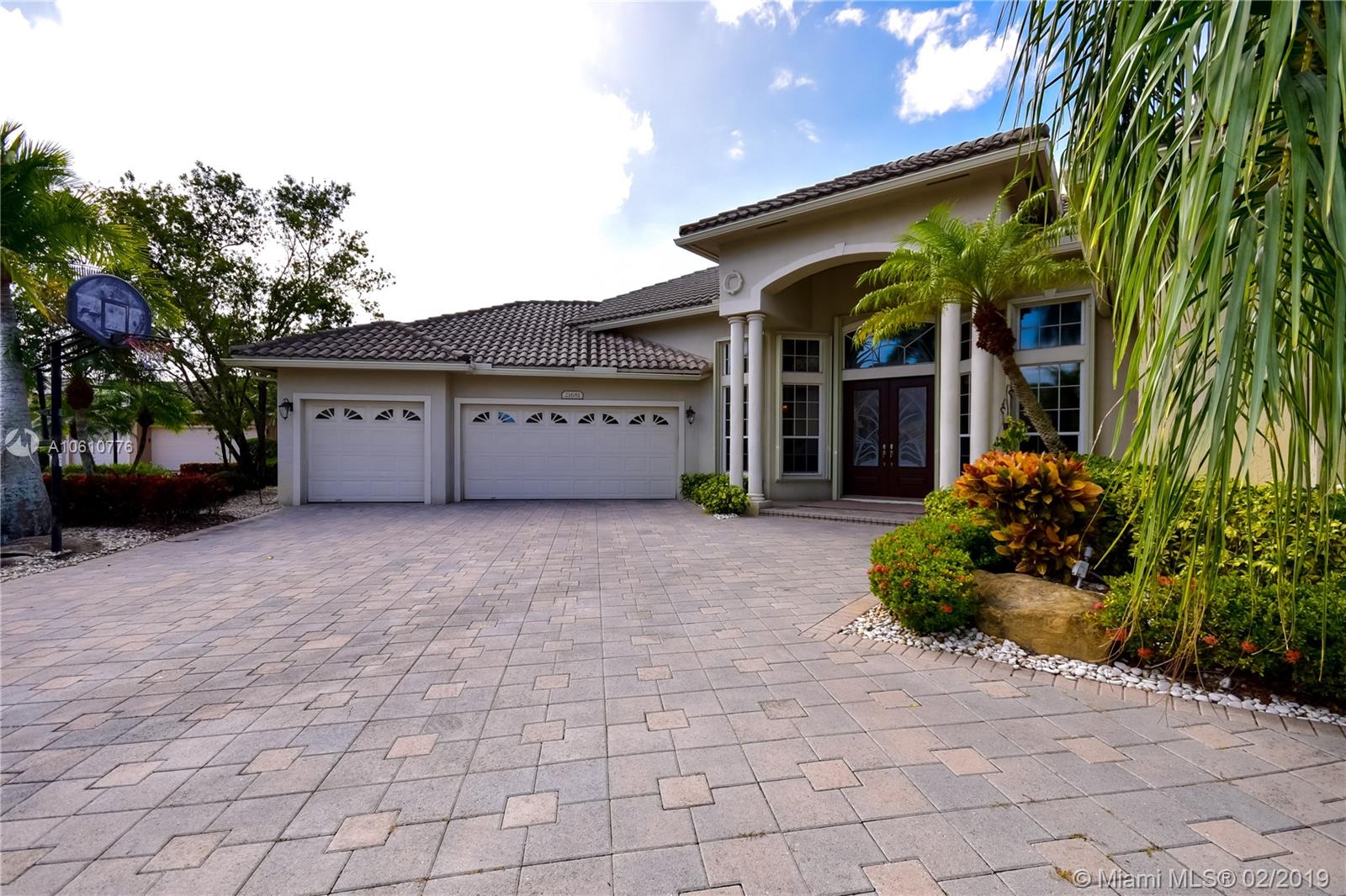 21681 Fall River Drive Boca Raton, FL 33428 - Photo 2 of 42 Gallery Image 2