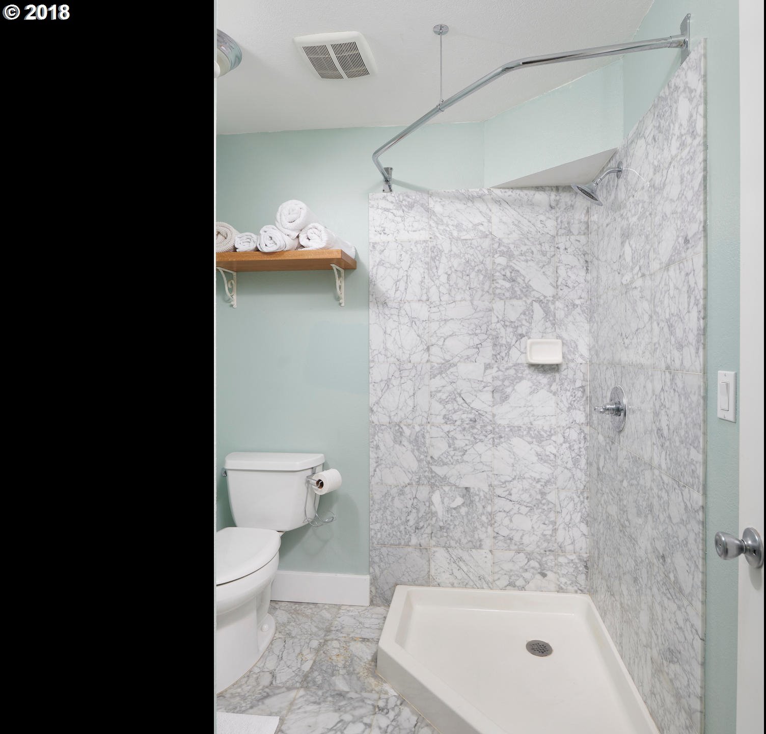 2798 Southwest Old Orchard Road Portland, OR 97201 - Photo 27 of 31