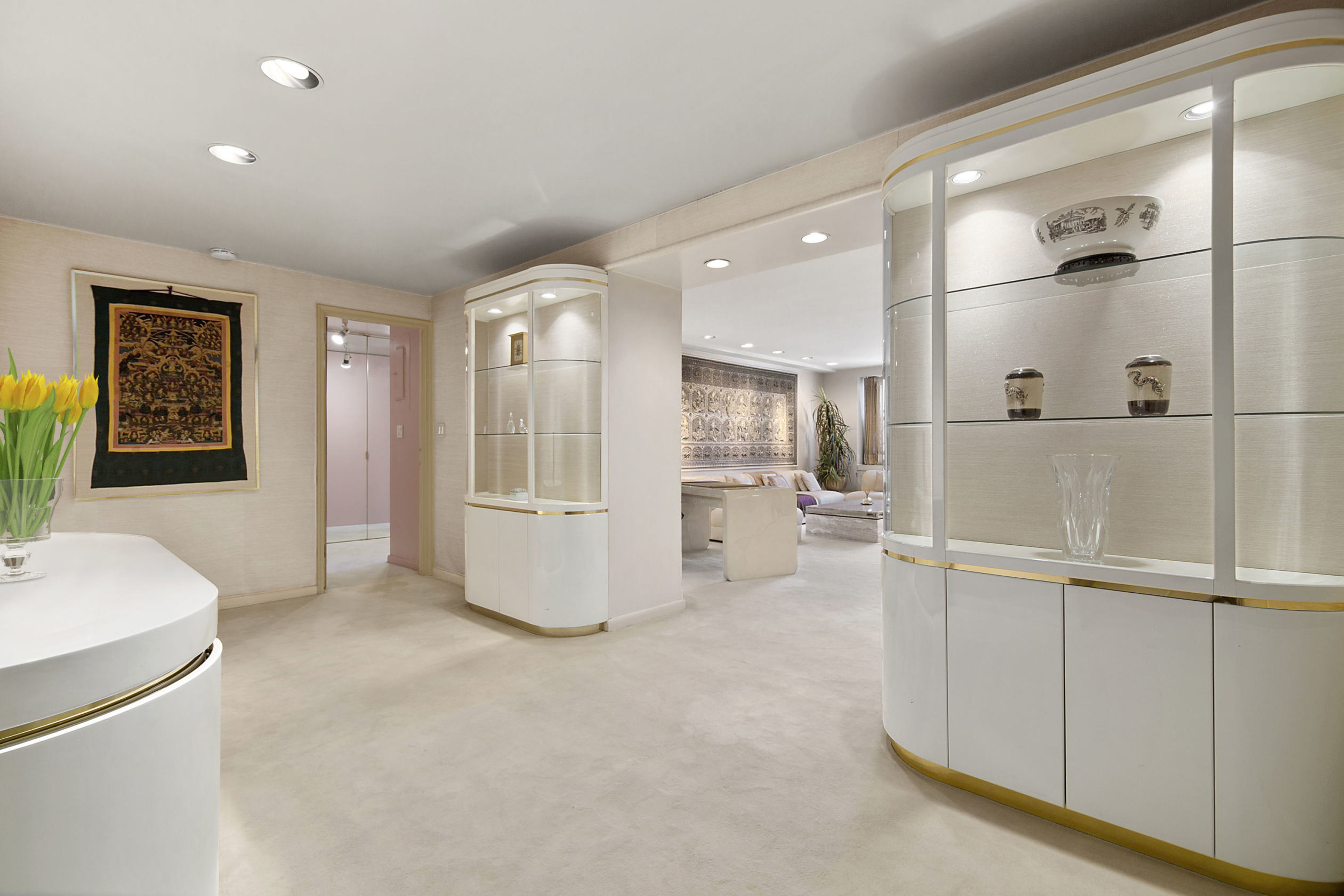 710 Park Avenue, Unit 14C Manhattan, NY 10021 - Photo 3 of 8