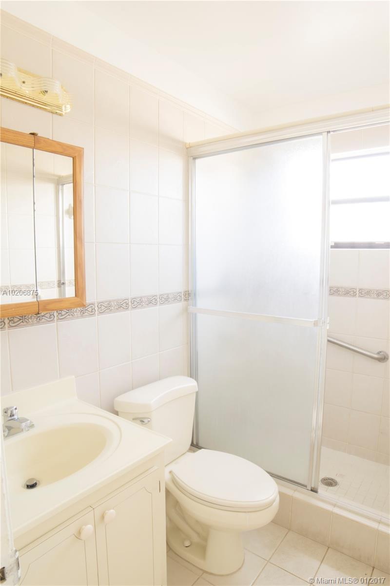 11033 Southwest 38th Lane, Unit 1 Miami, FL 33165 - Photo 5 of 8